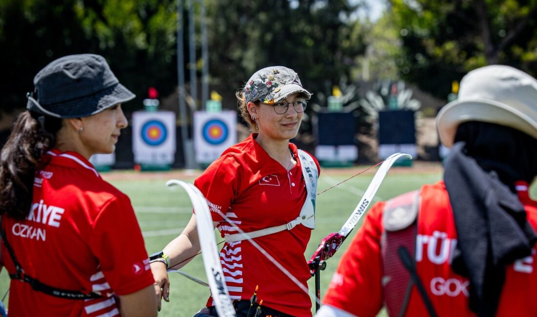 İzmir Büyükşehir Belediyesi Spor Kulübü’nün milli okçusu Dünya Yenihayat, Dünya