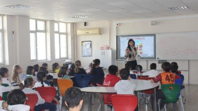 İzmir Büyükşehir Belediyesi, çocuklar arasında artan akran zorbalığı ve şiddet