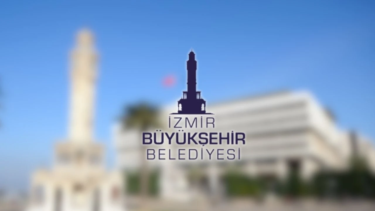 İzmir Büyükşehir Belediyesi’nin Yurttaş Meclisi uygulamasıyla İzmirliler, kent yönetimine doğrudan
