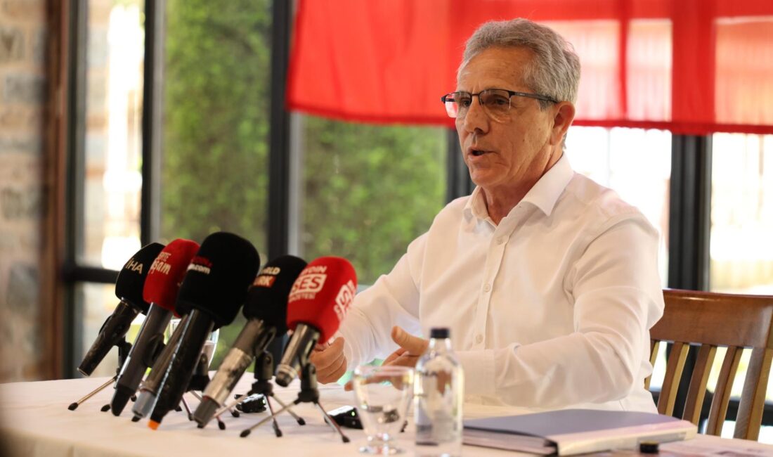 Nazilli Belediye Başkanı Ertuğrul Tetik, Aydın’da ilaçlama ve mezarlık hizmetleriyle