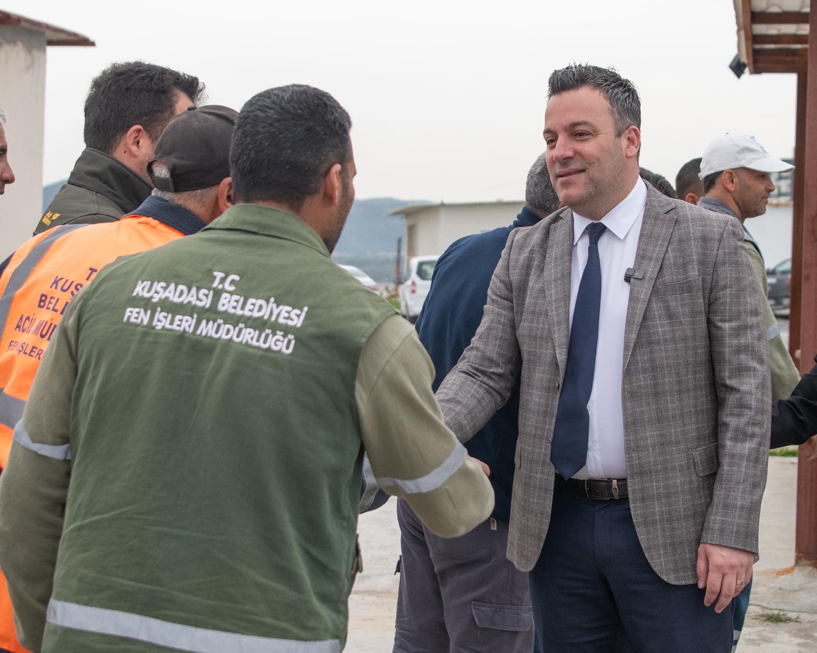 Kuşadası Belediye Başkan Vekili Tahsin Demirtaş, Fen İşleri Müdürlüğü’nü ziyaret