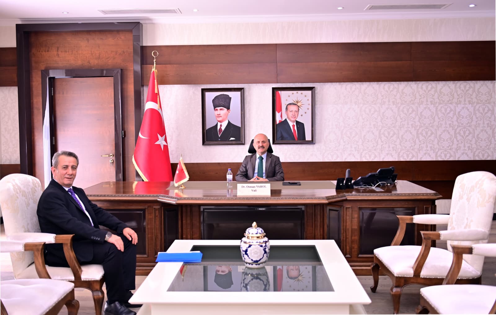 Efeler Belediye Başkanı Anıl Yetişkin, Aydın Valisi Dr. Osman Varol’u