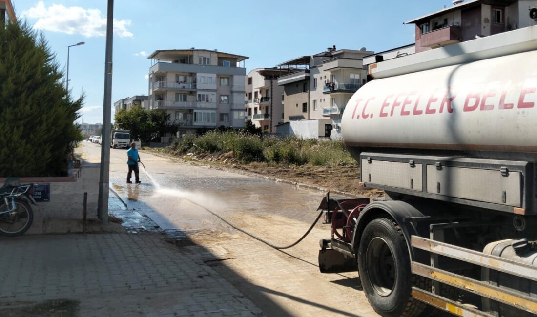 Efeler’de çamur deryası: Belediye ekipleri anında müdahale etti Efeler Mahallesi’nde su patlağı ve inşaat atığının karışmasıyla oluşan çamur