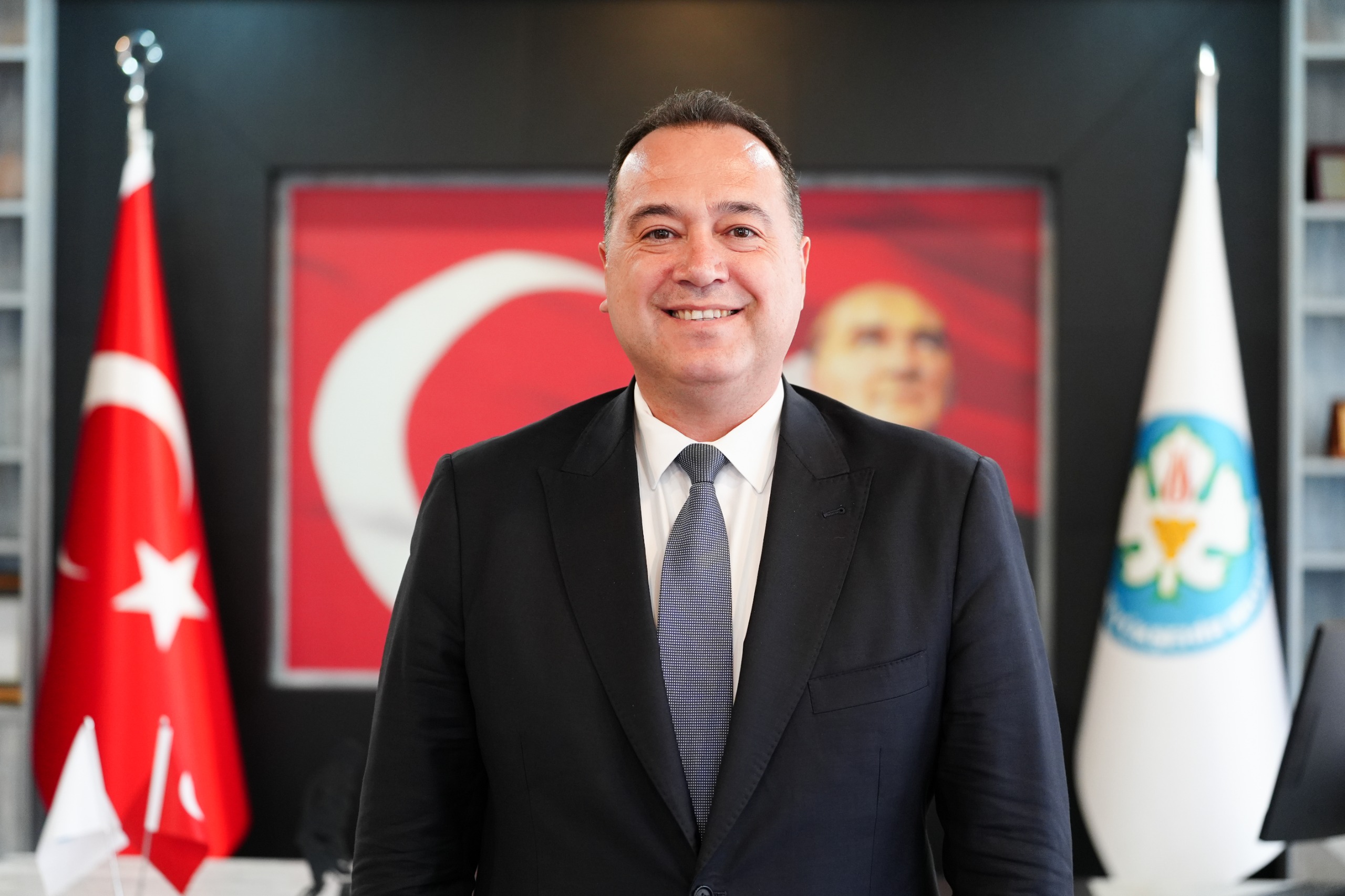 Manisa Büyükşehir Belediye Başkanı Besim Dutlulu, 19 Mayıs mesajında Atatürk’ün