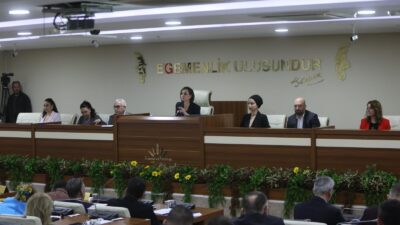 Karabağlar Belediyesi’nde 2025 Mali Yılı Kesin Hesap Raporu kabul edildi.