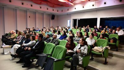 Manisa Büyükşehir Belediyesi Eğitim Merkezleri’nde görev yapan öğretmenlere yönelik düzenlenen