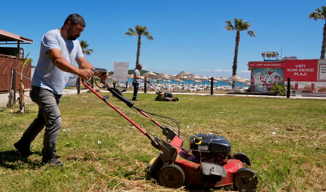 Urla Belediyesi, Kurban Bayramı öncesinde sahillerden parklara, camilerden cadde ve