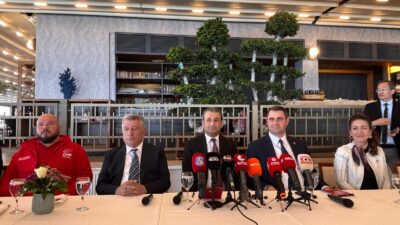 CHP Medya ve Halkla İlişkilerden Sorumlu Genel Başkan Yardımcısı Burhanettin
