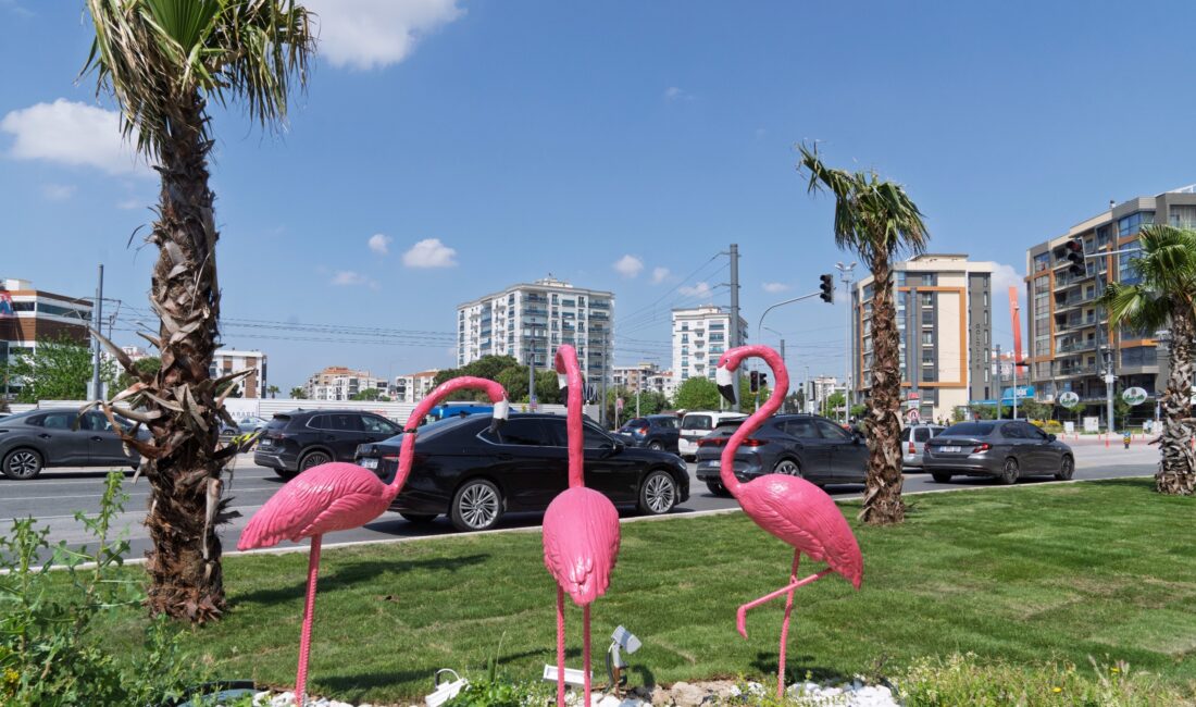 Büyükşehir’den yeşil hamle: 44 noktada peyzaj çalışması İzmir Büyükşehir Belediyesi, yılbaşından bu yana 18 bin 261’i ağaç