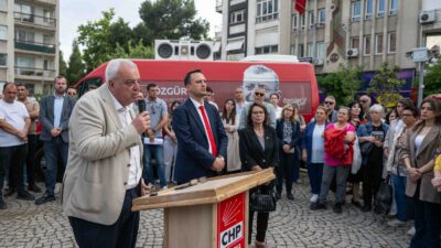 CHP Bornova Meclis Grubu, “butlan” kararına tepki gösterdi. Açıklamada “Kararın