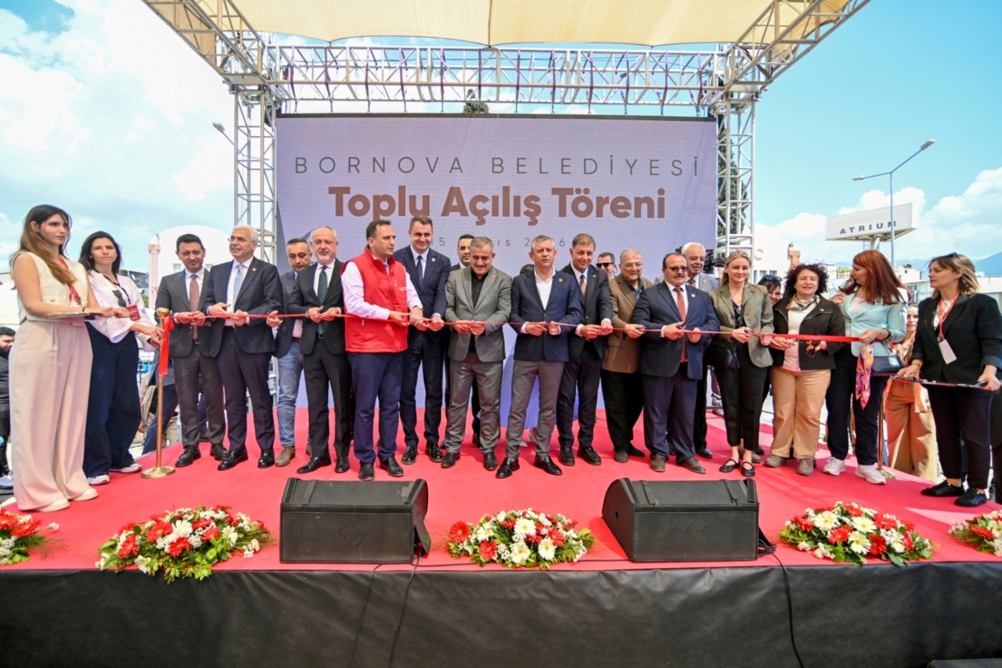 CHP Genel Başkanı Özgür Özel, İzmir programı kapsamında Bornova’da, Sarnıç