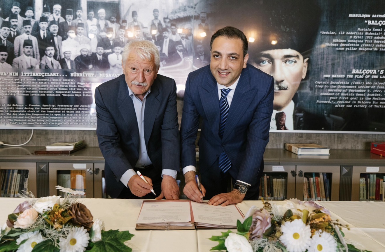 Balçova Belediyesi, mahallelerde hizmetlerin daha hızlı ve etkin yürütülmesi amacıyla