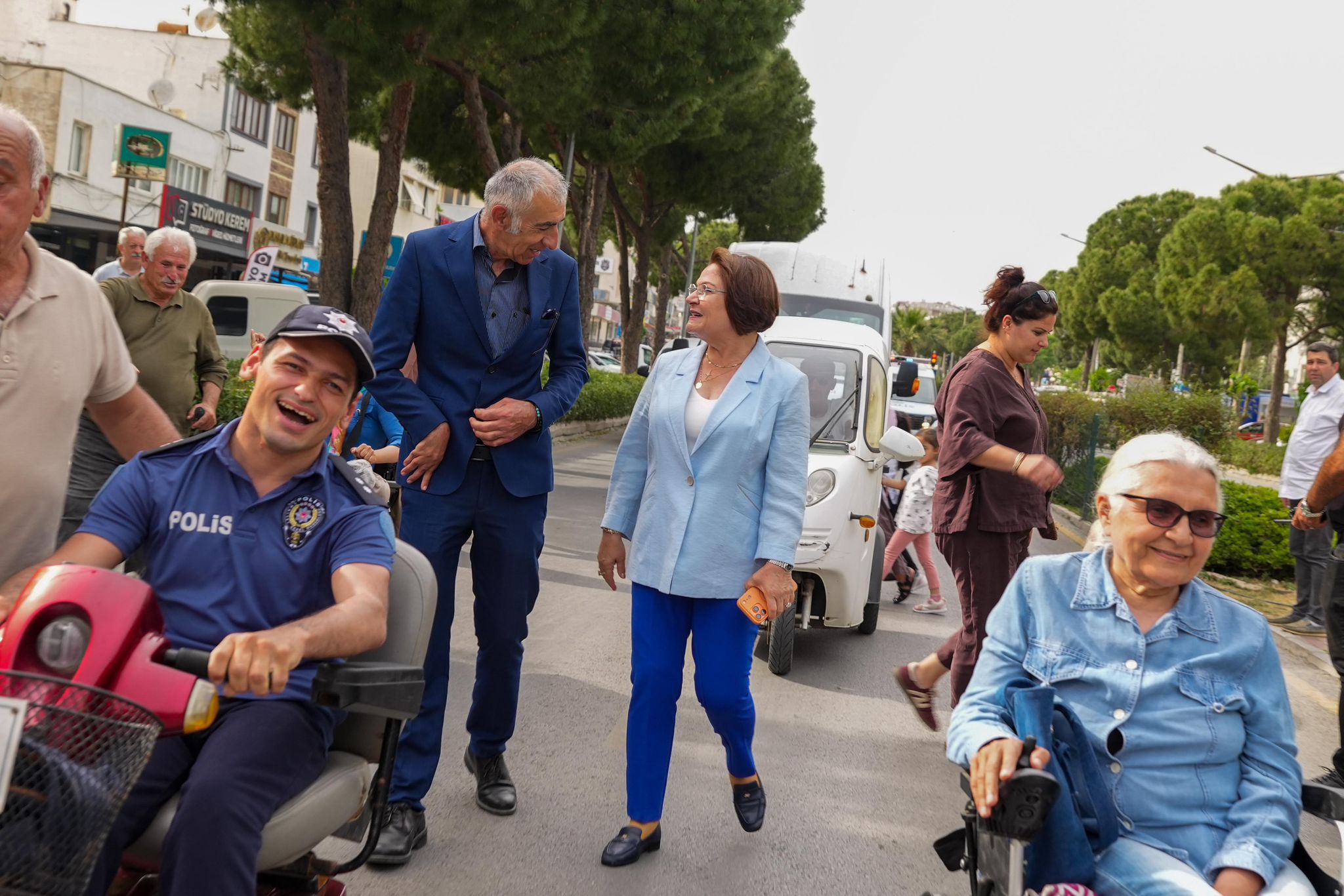 Didim’de Engelliler Haftası kapsamında düzenlenen yürüyüş ve etkinliklerde engelsiz yaşam,