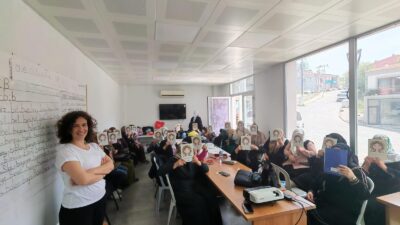 İzmir Büyükşehir Belediyesi tarafından düzenlenen kadın sağlığı seminerleriyle kadınların doğru