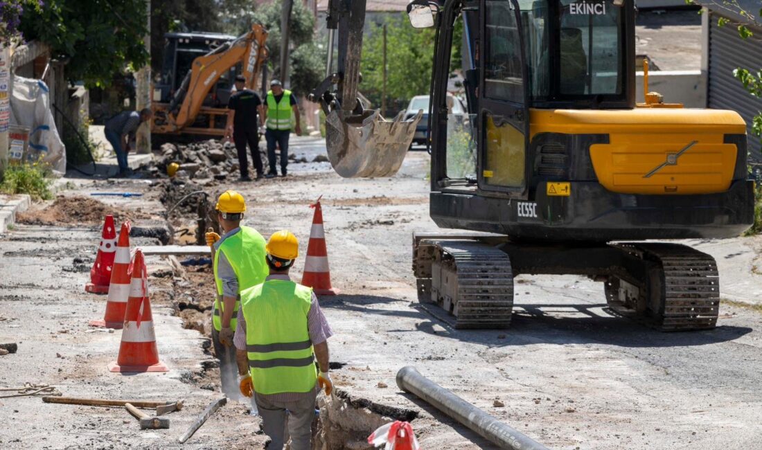 İZSU’dan Bayraklı’ya 150 milyonluk altyapı yatırımı: 35 kilometrelik hat yenileniyor İZSU Genel Müdürlüğü, Bayraklı’da su arızaları ve basınç sorunlarının yaşandığı