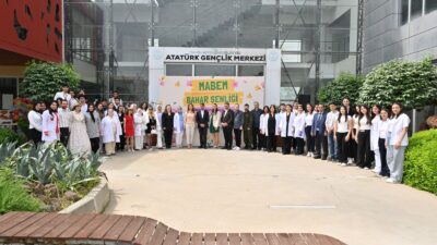 Manisa Büyükşehir Belediyesi tarafından “Gelecek Çiçek Açıyor” sloganıyla düzenlenen Bahar