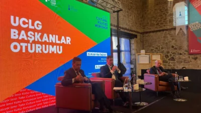 Uluslararası İzmir Kültür Politikaları Çalıştayı’nda açıklamalarda bulunan İzmir Büyükşehir Belediye