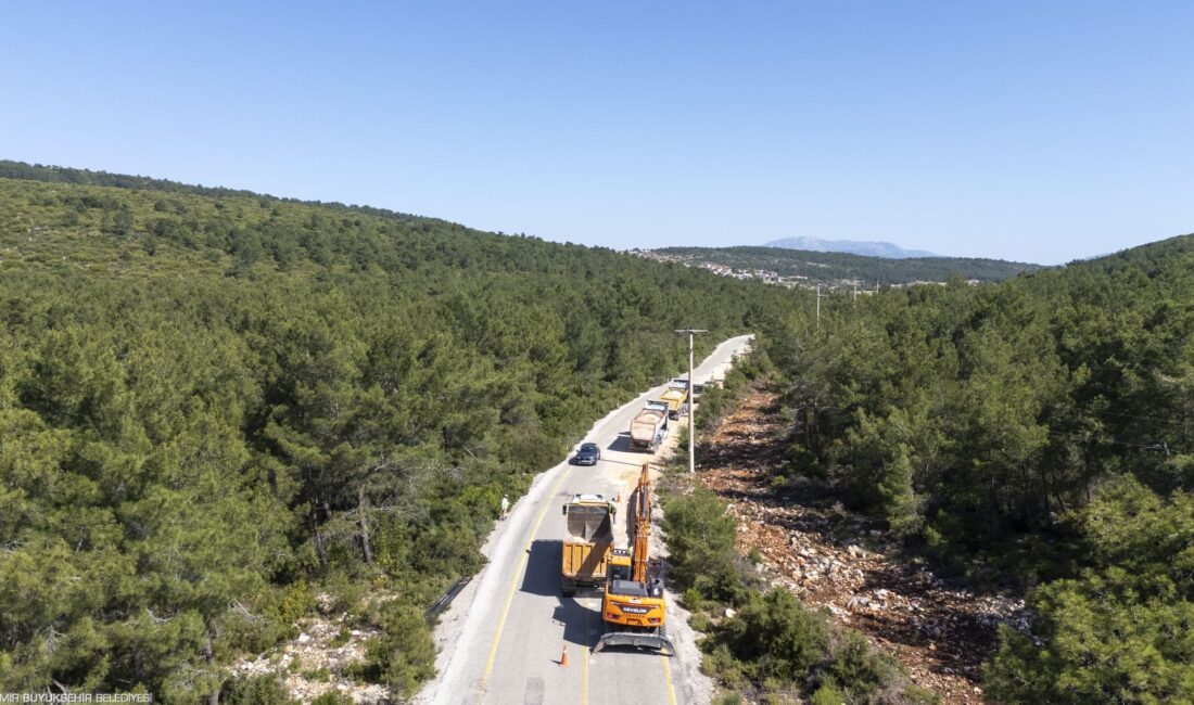 İZSU’dan Urla’ya 100 milyon liralık dev altyapı yatırımı İZSU, Urla’daki 4 mahallede ekonomik ömrünü tamamlayan içme suyu hatlarını