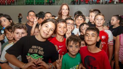 Karşıyaka Belediyesi’nin çocukları sporla buluşturmak ve mahalle kültürünü güçlendirmek amacıyla