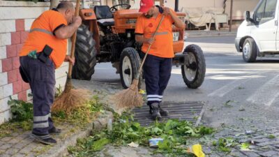 Efeler Belediyesi, Kemer Mahallesi’nde yabani ot temizliği ve çevre düzenleme