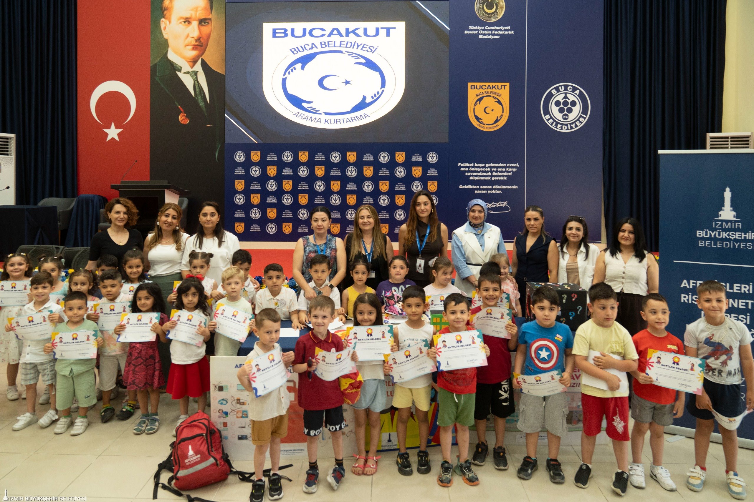İzmir Büyükşehir Belediyesi, afetlere dirençli bir toplum hedefiyle okul öncesi