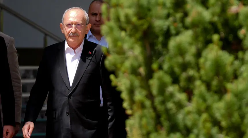 CHP’de mutlak butlanla göreve dönen Kemal Kılıçdaroğlu başkanlığındaki yeni MYK