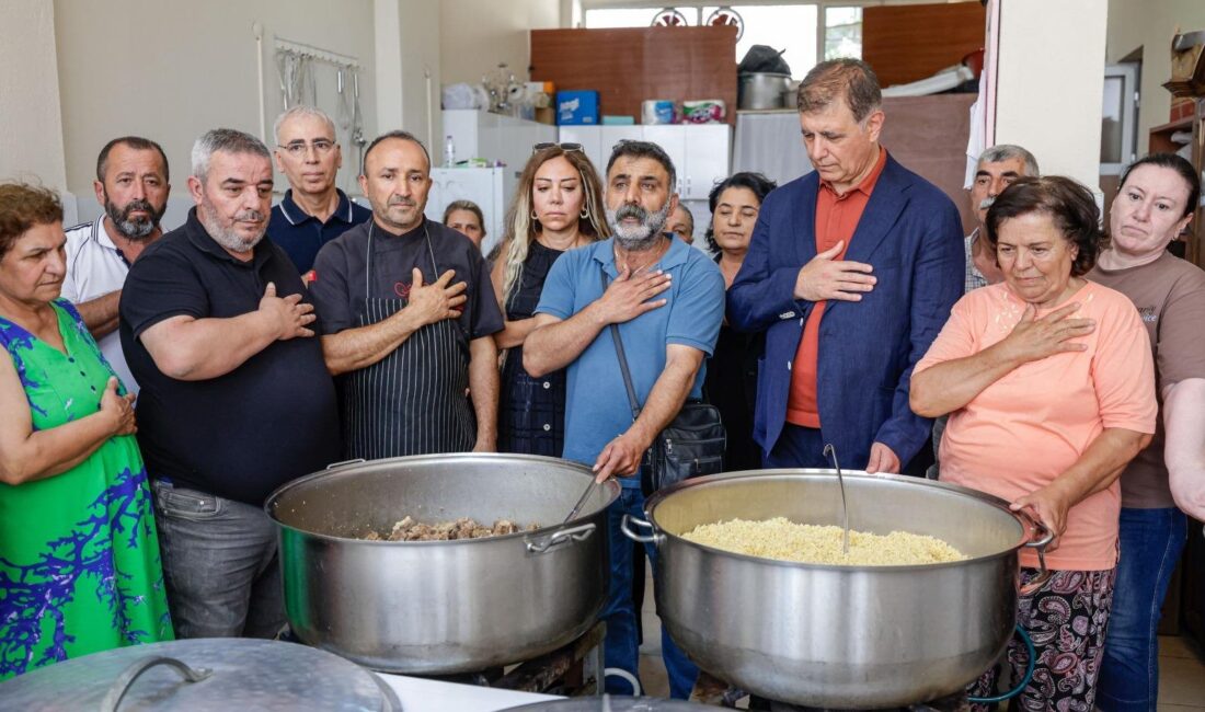 Cemil Tugay, Muharrem ayı kapsamında Menemen ve Buca'da düzenlenen aşure