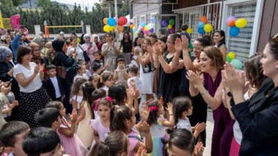 Bornova Belediyesi’nin 10 farklı Çocuk Oyun ve Aktivite Merkezi’nde eğitim