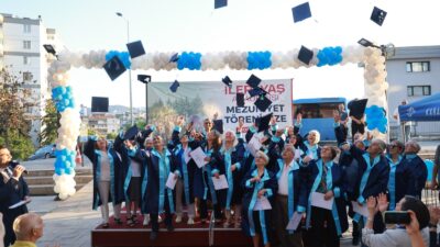 Karabağlar Belediyesi tarafından 60 yaş ve üzeri vatandaşların aktif yaşlanmalarını