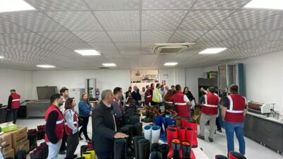 Manisa Büyükşehir Belediyesi, iş güvenliği uzmanlarına yönelik kişisel koruyucu donanım