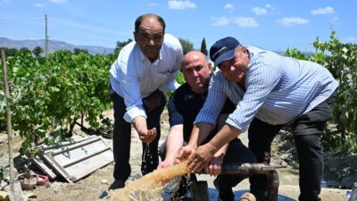 Manisa Büyükşehir Belediyesi, Sarıgöl'ün Çimentepe Mahallesi'nde kuruyan sulama kuyularına çözüm