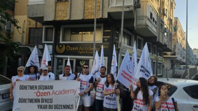 Özel Sektör Öğretmenleri Sendikası, Özen Academy önünde yaptığı açıklamada öğretmenlerin
