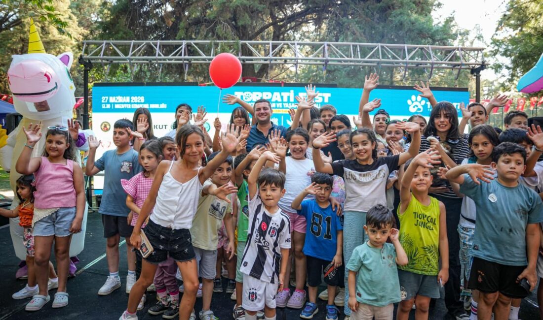 TORPATİFEST’te binlerce hayvansever buluştu: 32 can dostu yeni yuvasına kavuştu Torbalı Belediyesi’nin düzenlediği 3. TORPATİFEST Evcil Hayvan ve Yaşam Festivali’nde