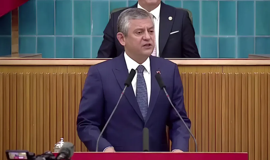 Özel’den Kılıçdaroğlu’na sert gönderme: İhanet, yalnız kaldığında cezalandıran duygudur! CHP Genel Başkanı Özgür Özel, mutlak butlan kararının ardından gerçekleştirilen