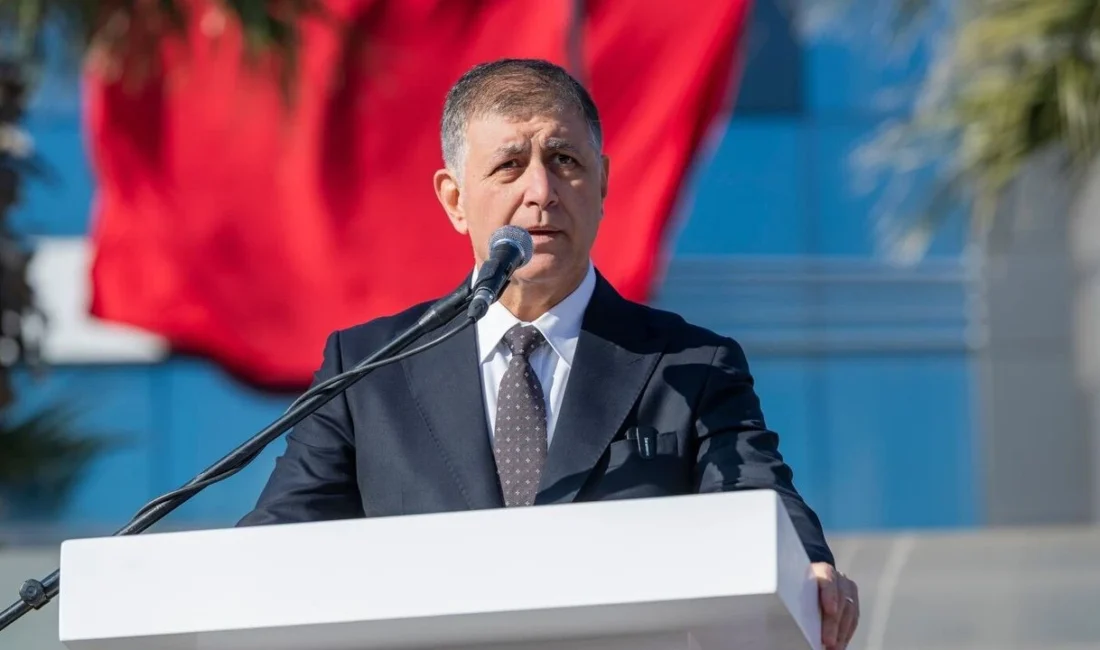 İzmir Büyükşehir Belediye Başkanı Cemil Tugay, AKP Genel Sekreteri Eyyüp