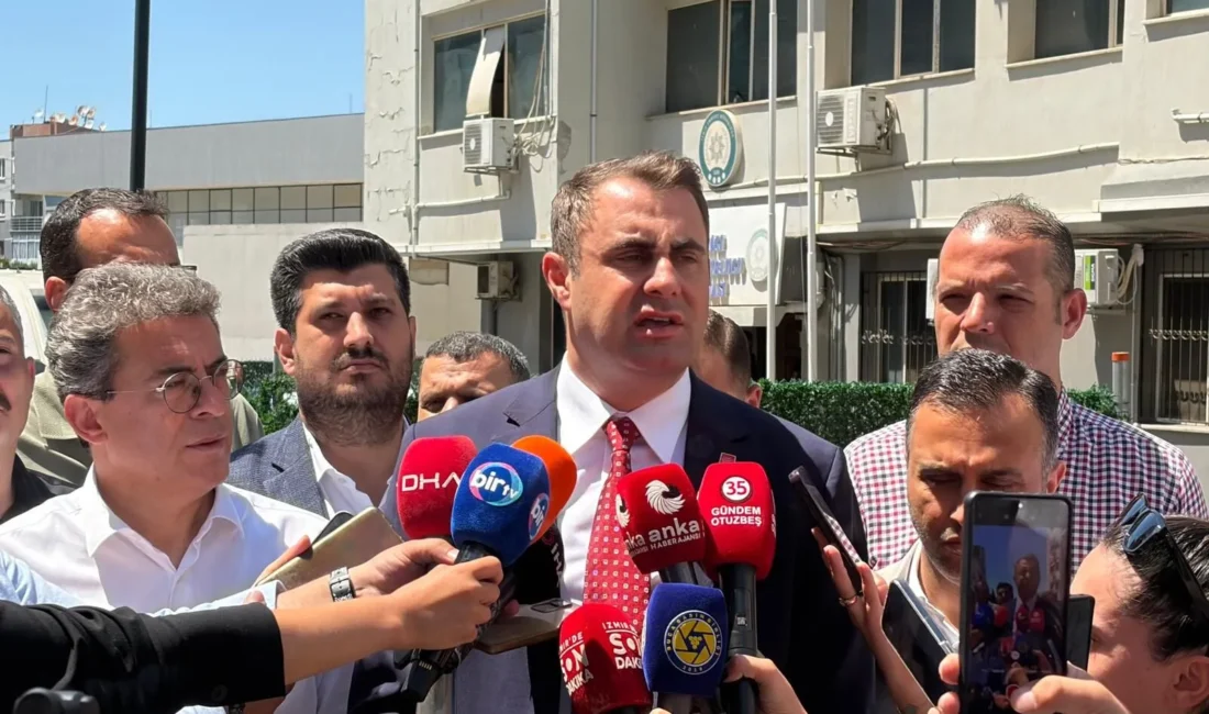 CHP’li Çağatay Güç’ten açıklama: Menemen Belediye Başkanı yargılanmıyorsa, adaletten bahsedemeyiz! Buca Belediyesi’ne yönelik operasyon sonrası emniyet önünde açıklama yapan CHP