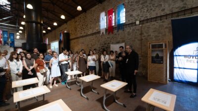 İzmir Büyükşehir Belediyesi’nin ev sahipliğinde başlayan 14’üncü Uluslararası Eleştirel Eğitim