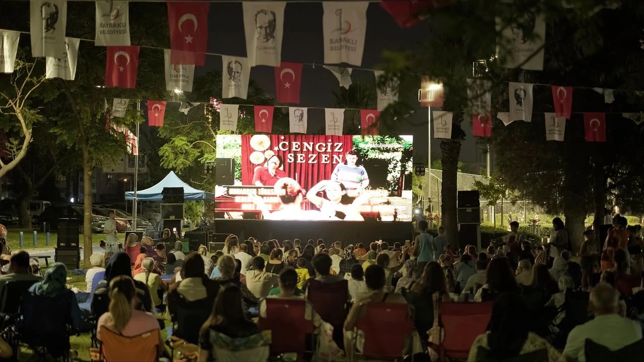 Bayraklı Belediyesi, temmuz ayı boyunca ilçenin farklı noktalarında düzenleyeceği ücretsiz