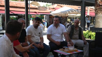 Kuşadası Belediyesi Başkan Vekili Tahsin Demirtaş, kentte yapımı devam eden