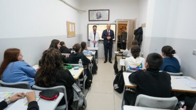 Gaziemir Belediyesi Destek Eğitim Kursu'nda (GAZİDEK) eğitim alan öğrenciler, Liselere