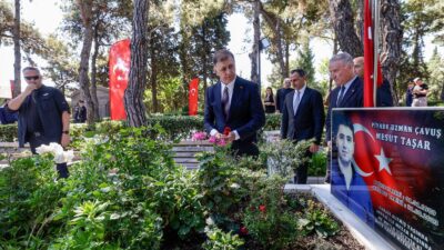 İzmir Büyükşehir Belediye Başkanı Dr. Cemil Tugay, 15 Temmuz Demokrasi