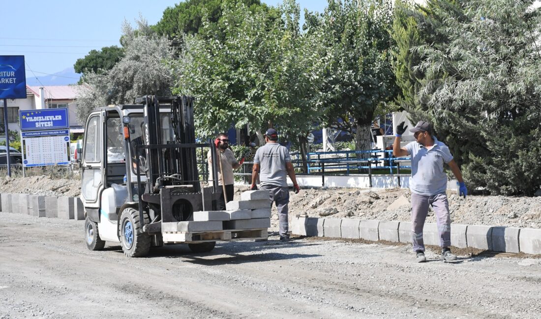 Kuşadası Belediyesi, kent genelinde sürdürdüğü üstyapı yatırımlarına hız kesmeden devam