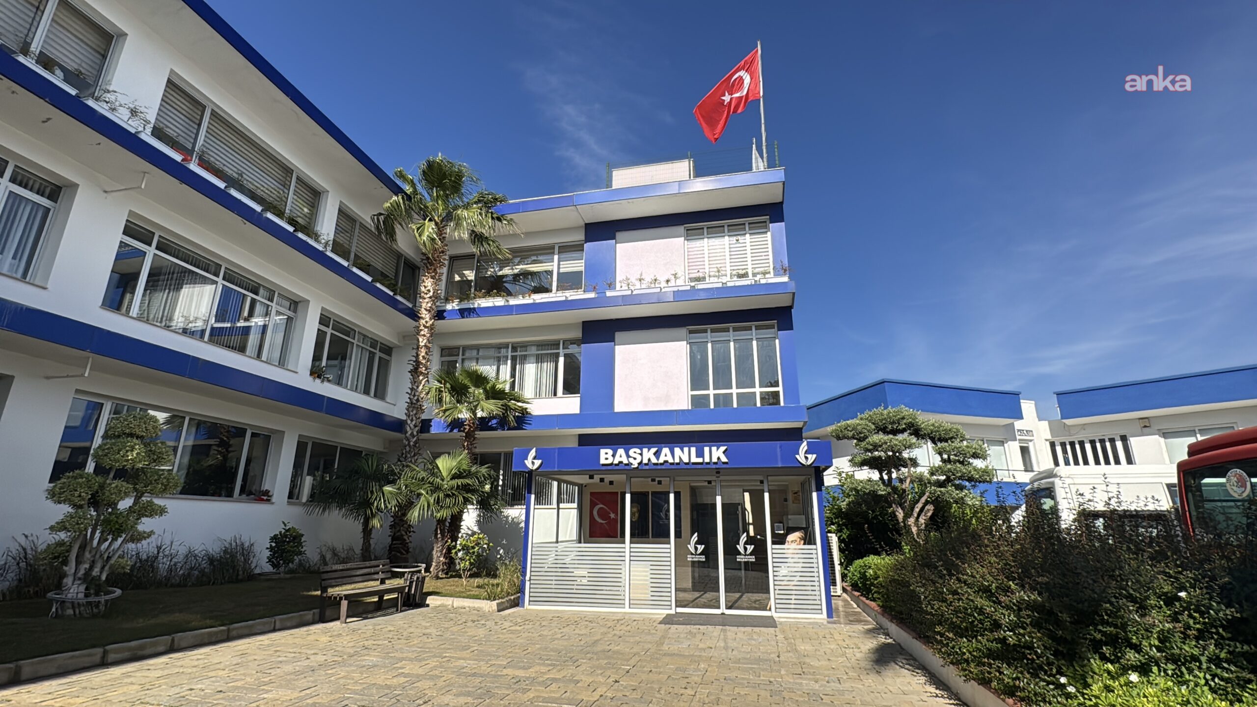 İzmir Cumhuriyet Başsavcılığı'nın Güzelbahçe Belediyesine yönelik "suç işlemek amacıyla örgüt