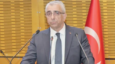 Ege Bölgesi Sanayi Odası (EBSO) Başkan Vekili Hakan Ürün, Ender