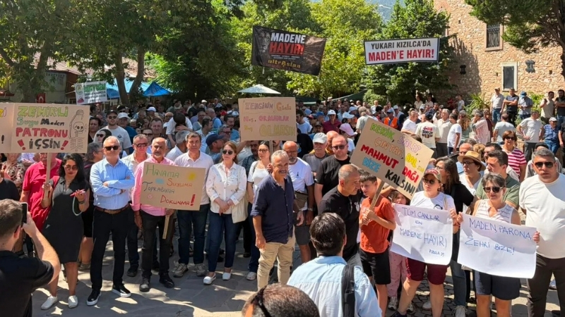 Kemalpaşa'nın Yukarıkızılca Mahallesi ile Aşağıkızılca ve Örnekköy mevkilerini kapsayan ormanlık