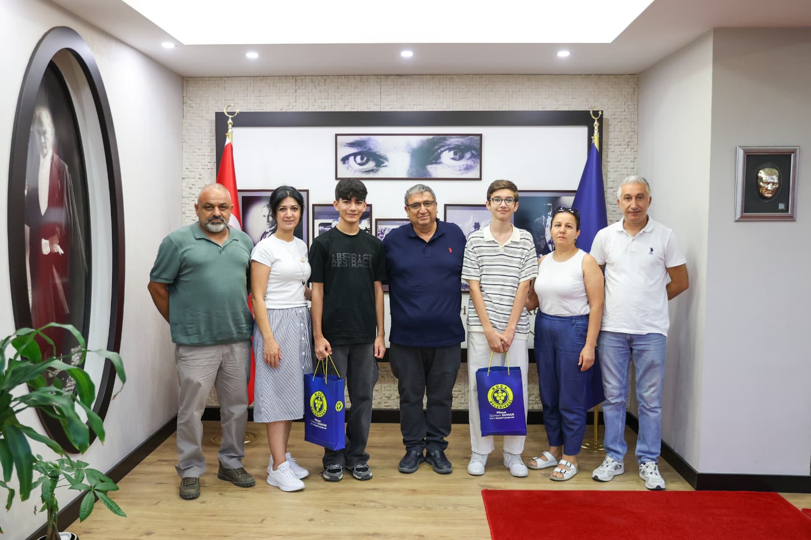 Buca Belediyesi’nin ücretsiz eğitim platformu Dijital Dershane ile LGS’ye hazırlanan
