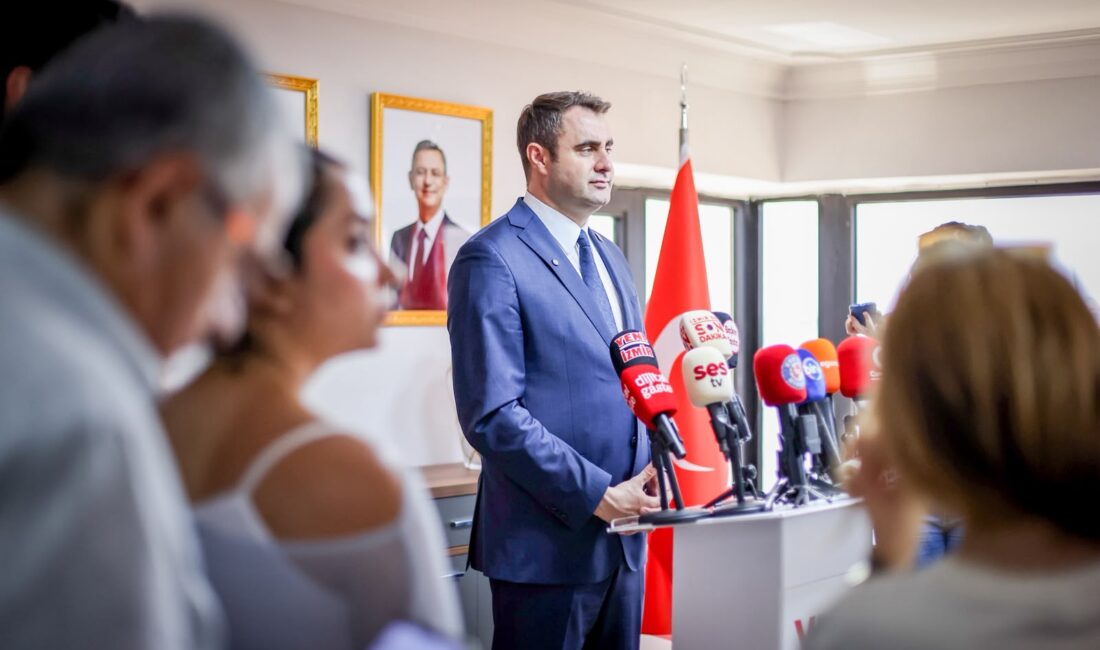 Yeni Parti İzmir’de kurucu 3 il başkanı netleşti YENİ Parti İzmir’de önümüzdeki hafta resmi atamaların yapılması bekleniyor. Gerçek
