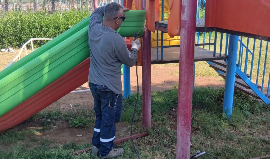 Didim’de parklar yenileniyor Didim Belediyesi, ilçe genelindeki parklar, çocuk oyun alanları ve ortak