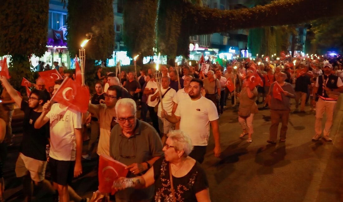 Efeler Belediyesi, 30 Ağustos Zafer Bayramı’nın 104. yıl dönümünü bisiklet
