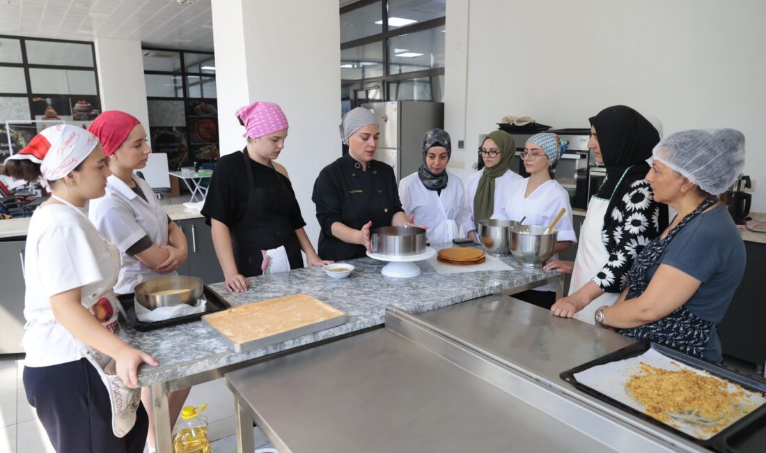 Konaklı kadınların yoğun ilgi gösterdiği Temel Pastacılık Eğitimi’nde ikinci dönem